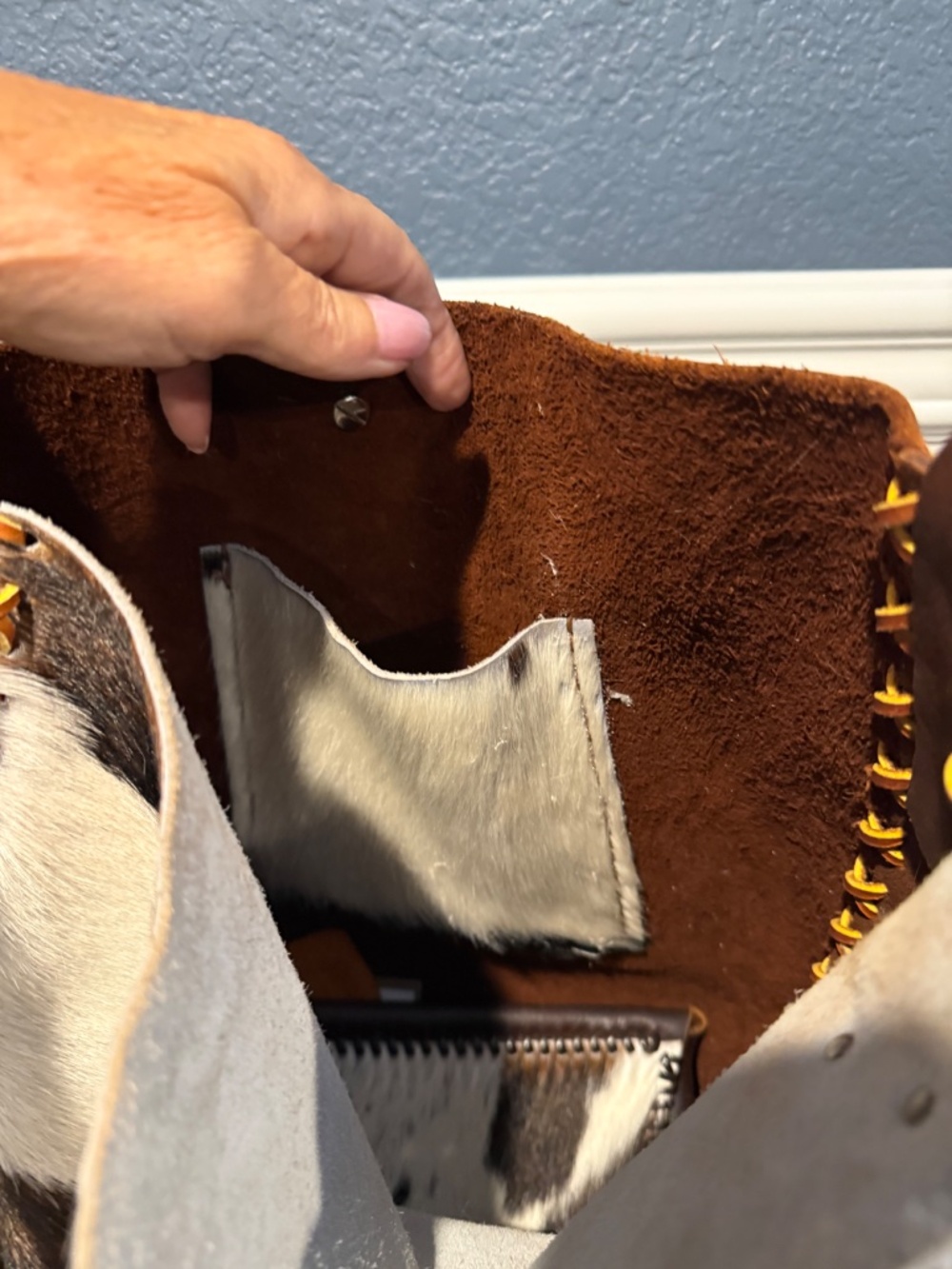 Beautiful Cowhide shoulder bag - Picture 5 of 6